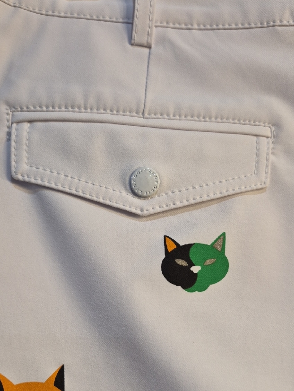 White Embroidered Cat-Pattern Golf Skort - Picture 3 of 12